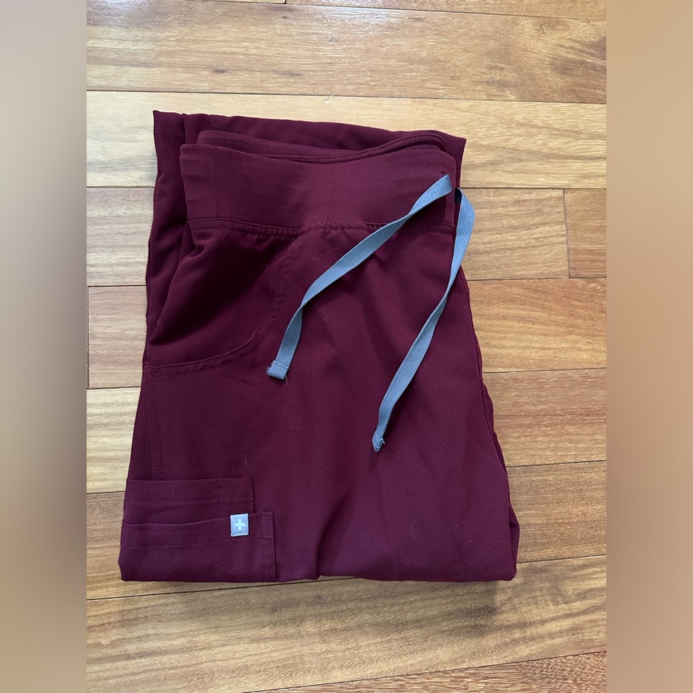 Figs Kade Cargo Scrub Pants